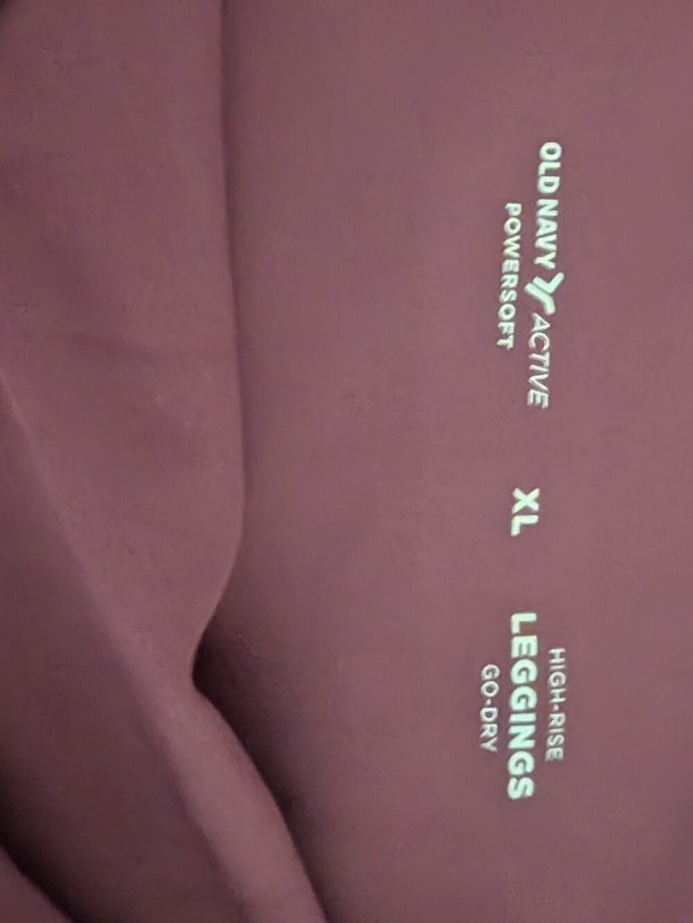 NWT Old Navy PowerSoft High Rise 7/8 Ankle Leggings Bundle XL Black & Burgundy - Picture 10 of 10